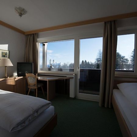 Hotel St. Ulrich Garni オットーベウーレン 部屋 写真